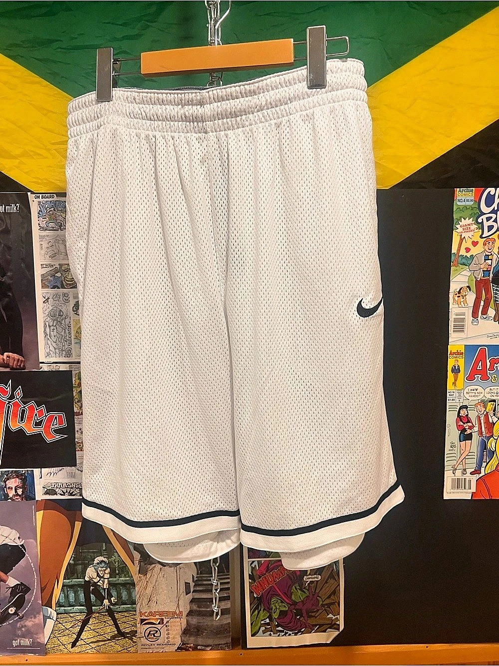 Nike Athletic Mesh Shorts White & Black Like New
